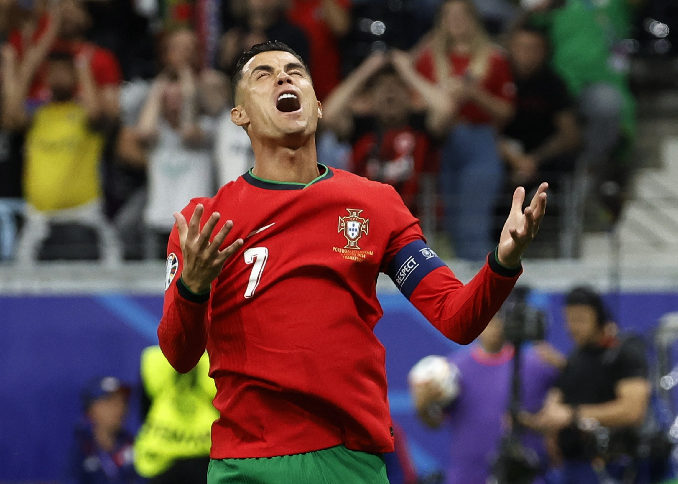 Ronaldo: Tôi còn nhiều động lực cùng đội tuyển Bồ Đào Nha - 1