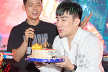 Ca sĩ Quang Hà đón tuổi 43: Sống đơn giản, từ bỏ thói quen mua đồ hiệu