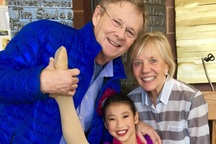 Con gái nuôi người Việt của gia đình Chủ tịch Phẫu thuật Nụ cười