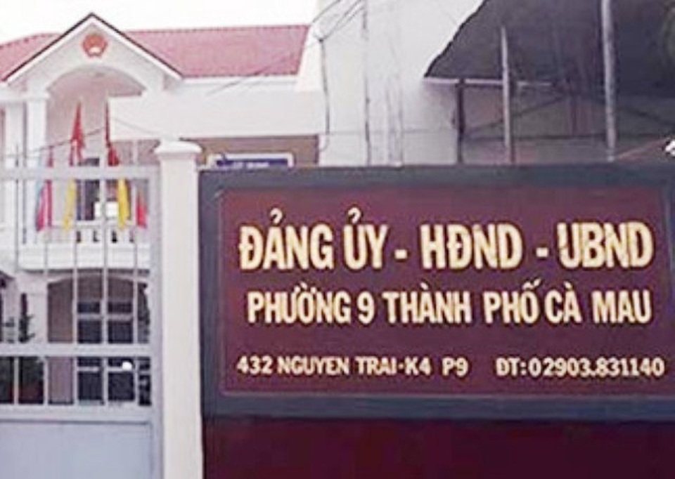 Buộc thôi việc cựu Phó Chủ tịch phường “mơi tiền người dân - 1 Buộc thôi việc cựu Phó Chủ tịch phường “mơi tiền người dân - 1