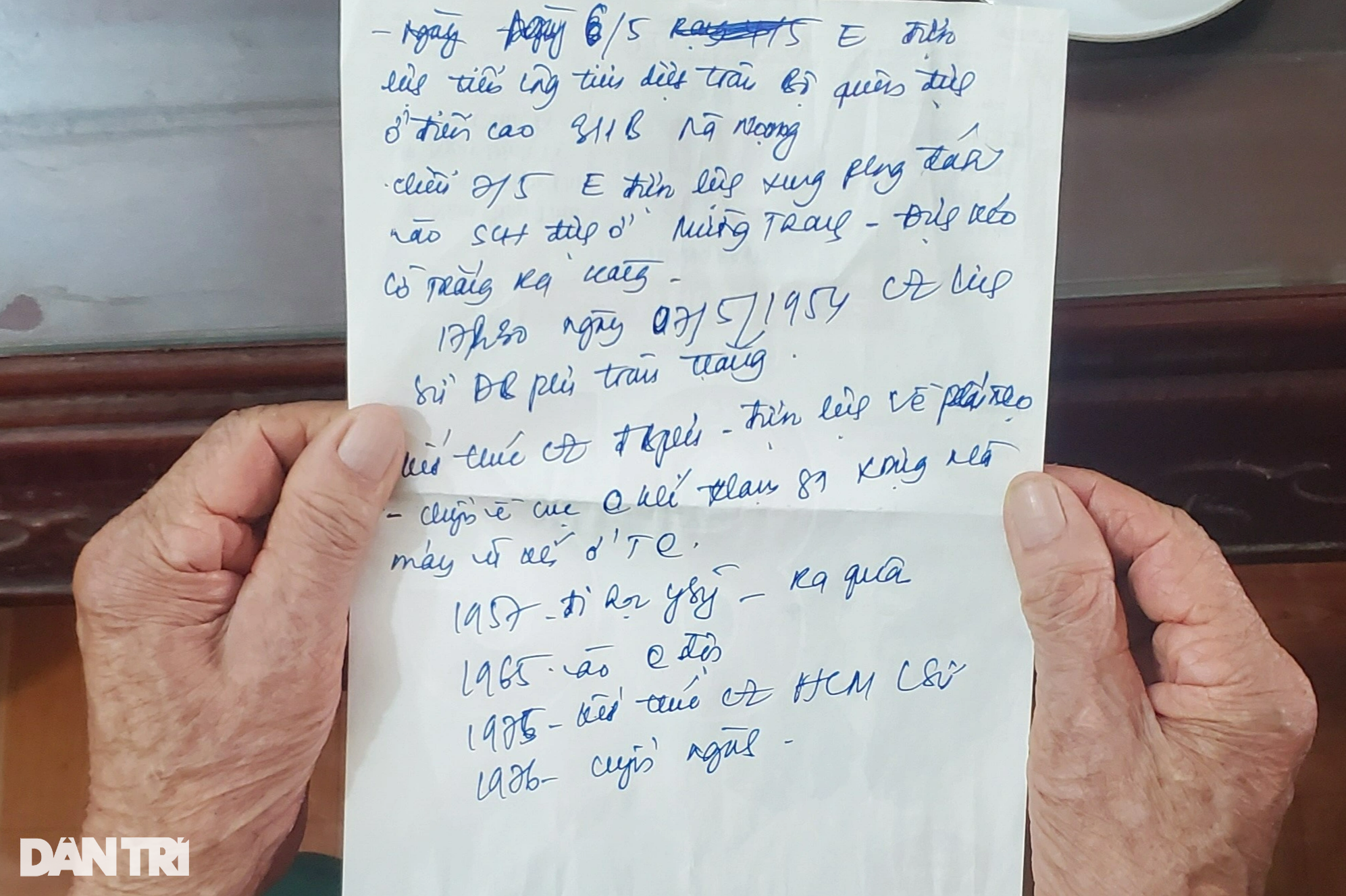 Chuyện kể dưới hầm đất Điện Biên Phủ của người lính áo trắng - 2 Chuyện kể dưới hầm đất Điện Biên Phủ của người lính áo trắng - 2