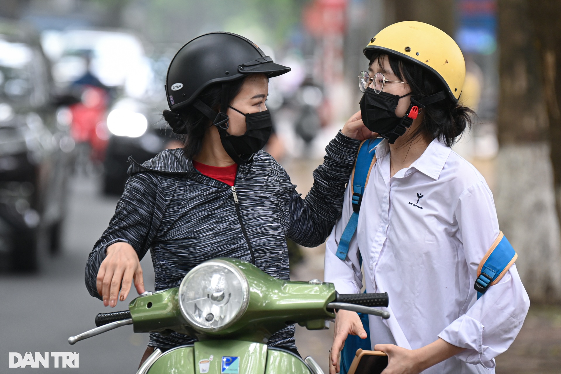 Các sĩ tử Hà Nội tự tin, sẵn sàng trước kỳ thi tốt nghiệp THPT - 2 Các sĩ tử Hà Nội tự tin, sẵn sàng trước kỳ thi tốt nghiệp THPT - 2
