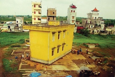 “Thần đèn” Đỗ Quốc Khánh và những “màn hô biến” thần sầu