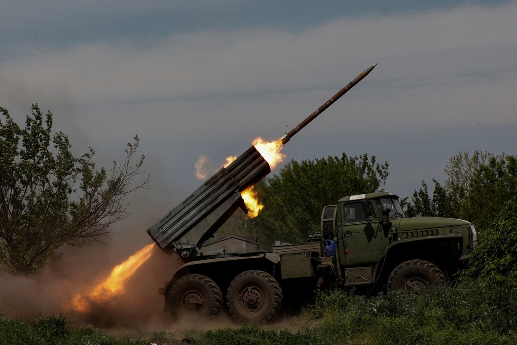 Ukraine phản công trên từng mét đất, áp sát phòng tuyến Nga ở Bakhmut - 1 Ukraine phản công trên từng mét đất, áp sát phòng tuyến Nga ở Bakhmut - 1