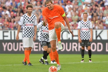 Ngôi sao bóng rổ tái hiện lại cú phạt đền thảm họa của Zaza