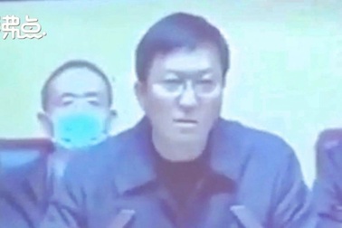 Quan chức Trung Quốc hứng chỉ trích vì dọa giam giữ người về quê ăn Tết