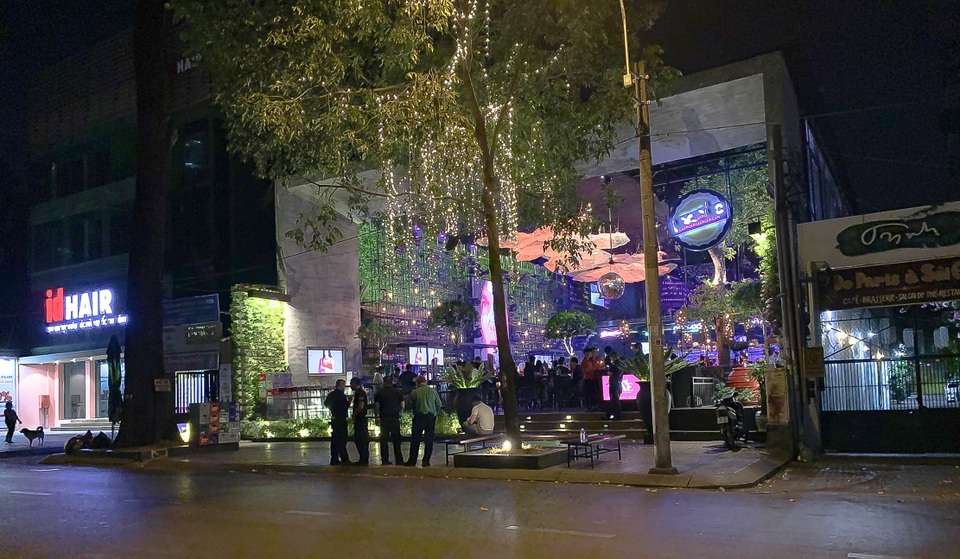 Phố Bùi Viện chưa từng có một đêm “sống chậm” như thế - 22 Phố Bùi Viện chưa từng có một đêm “sống chậm” như thế - 22