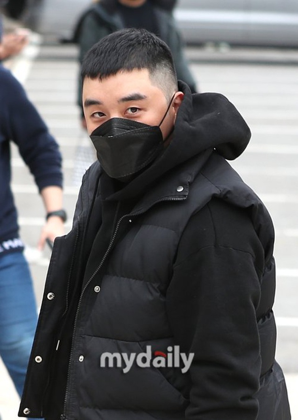 Gái mại dâm thừa nhận tiếp khách tại nhà Seungri - 1 Gái mại dâm thừa nhận tiếp khách tại nhà Seungri - 1