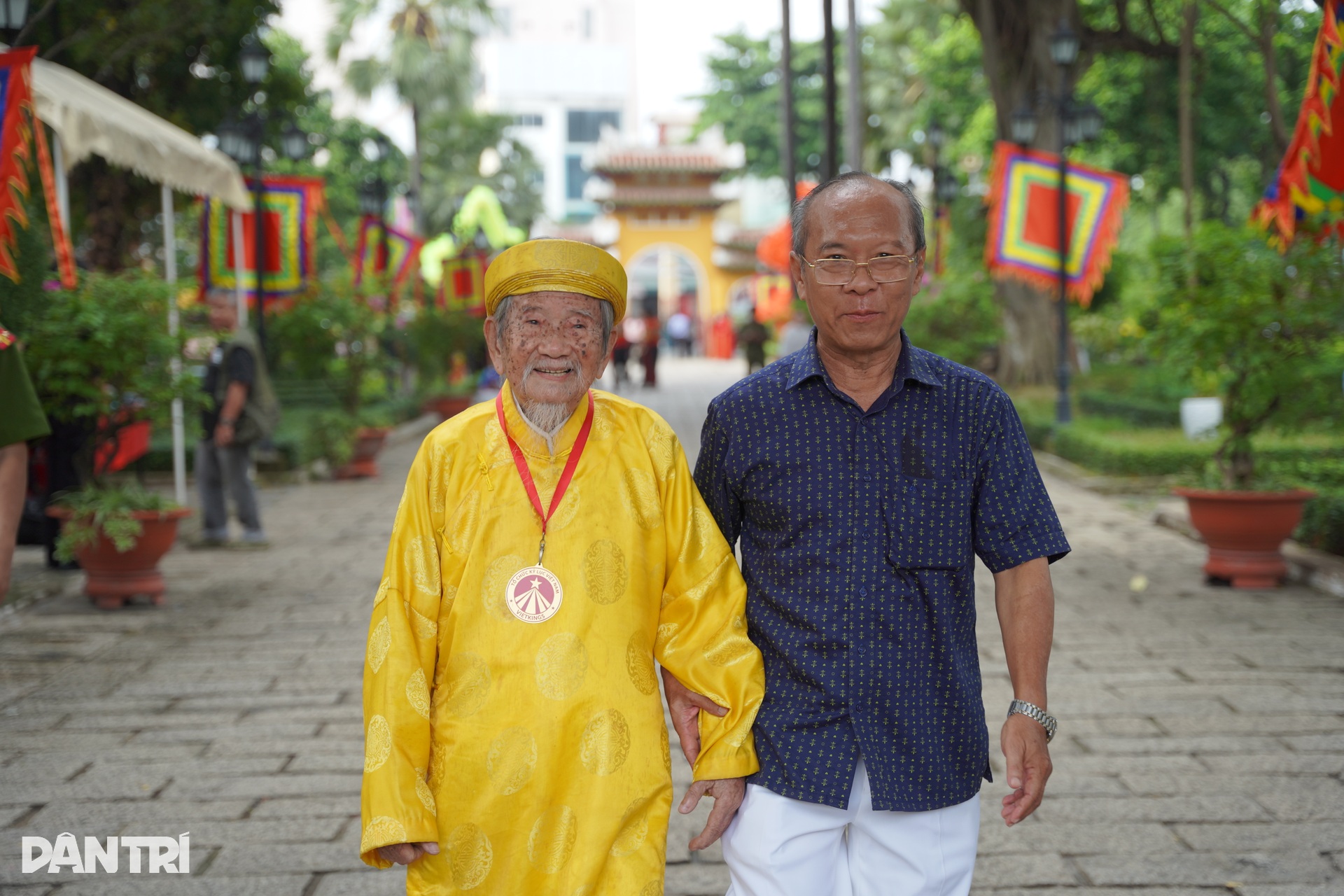 Gần 2 thế kỷ, người dân vẫn tìm về Lăng Ông tưởng nhớ Đức Tả quân - 9