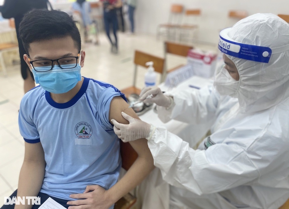 Không tự ý chỉ định tạm hoãn tiêm vaccine Covid-19 cho trẻ ở TPHCM - 1 Không tự ý chỉ định tạm hoãn tiêm vaccine Covid-19 cho trẻ ở TPHCM - 1