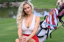 "Nữ thần sân golf" Paige Spiranac than thở chuyện liên tục bị chỉ trích
