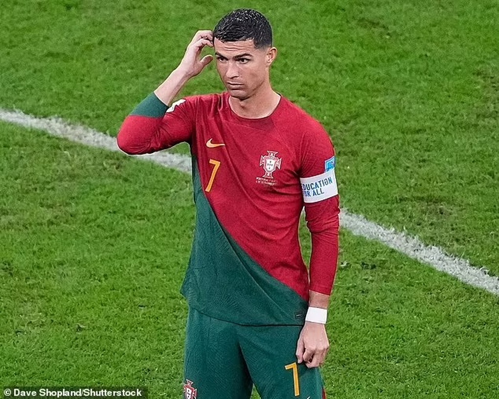 Ronaldo chính thức phủ nhận việc gia nhập đội bóng Saudi Arabia - 1 Ronaldo chính thức phủ nhận việc gia nhập đội bóng Saudi Arabia - 1