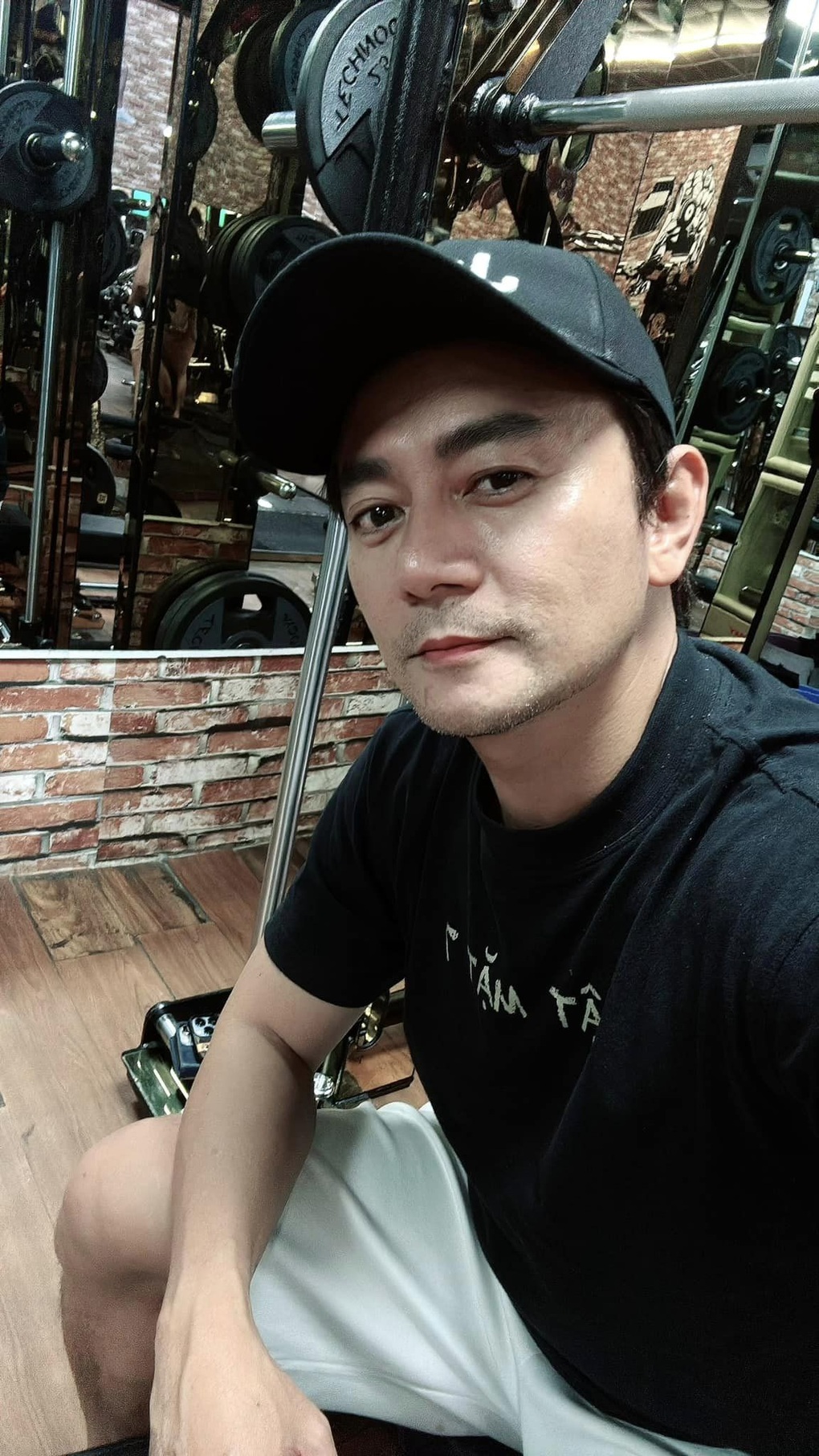 Tài tử Trương Minh Cường tuổi 46: Diện mạo trẻ trung, chăm chỉ tập boxing - 1 Tài tử Trương Minh Cường tuổi 46: Diện mạo trẻ trung, chăm chỉ tập boxing - 1