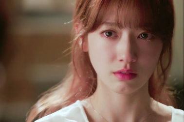 Chạy theo bạn trai giàu có, hình ảnh ở phòng khám thai khiến tôi gục ngã