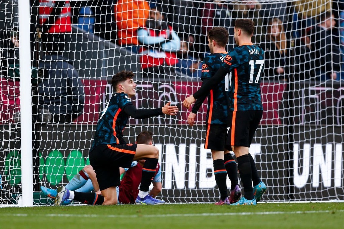 8 phút bùng nổ, Chelsea nghiền nát đội bóng từng cầm hòa Man Utd - 3 8 phút bùng nổ, Chelsea nghiền nát đội bóng từng cầm hòa Man Utd - 3
