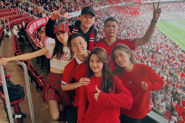 Hội bạn thân toàn trai xinh gái đẹp, giàu có của BigDaddy và Emily