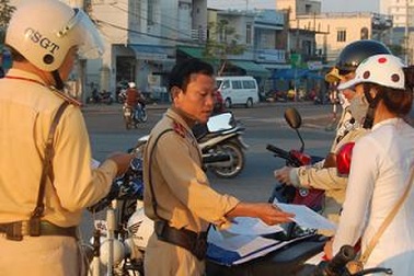 Giám sát giao thông từ di động: Coi chừng quyền con người bị xâm phạm!