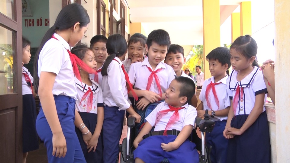 Hơn 1.100 trẻ em khuyết tật vùng nông thôn được điều trị phục hồi chức năng - 2 Hơn 1.100 trẻ em khuyết tật vùng nông thôn được điều trị phục hồi chức năng - 2