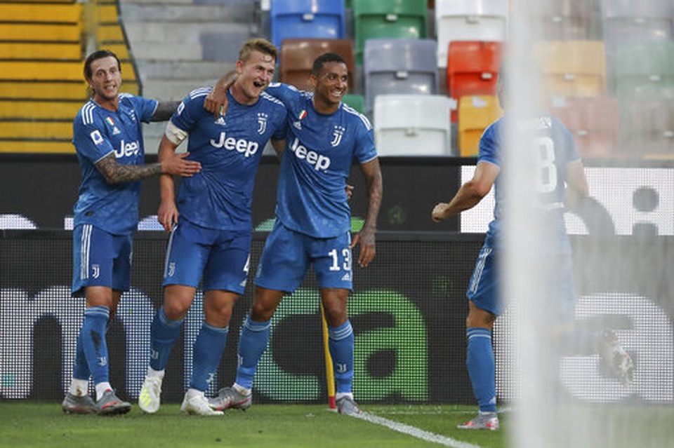 C.Ronaldo mờ nhạt, Juventus thua sốc và lỡ cơ hội vô địch sớm - 3