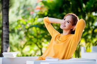 Hoa hậu Hương Giang hạnh phúc viên mãn nhờ tuyệt chiêu “sống nhẹ”