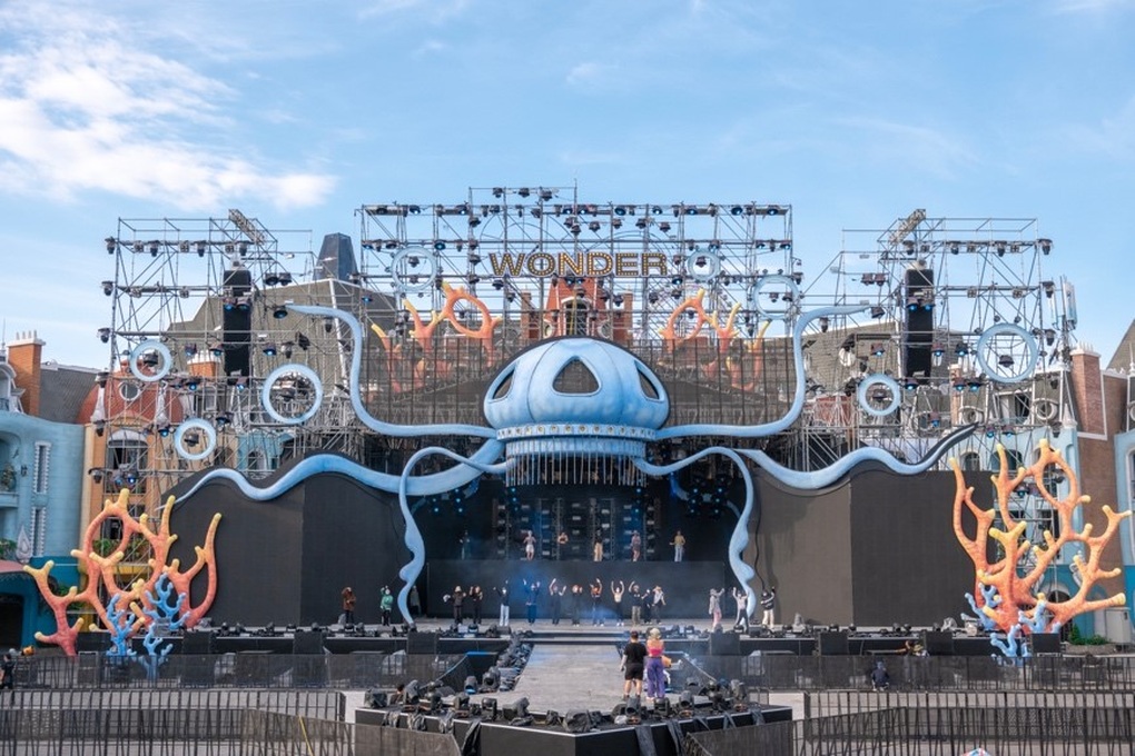 Vinpearl Nha Trang trước giờ diễn ra đại nhạc hội 8Wonder - 2 Vinpearl Nha Trang trước giờ diễn ra đại nhạc hội 8Wonder - 2