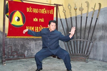 Nam Huỳnh Đạo khẳng định không có công phu “truyền điện”