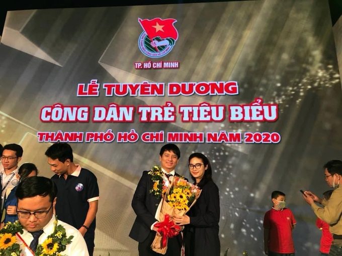 “Cha đẻ” máy ATM gạo, khẩu trang – Người truyền cảm hứng cho cộng đồng - Ảnh 3. “Cha đẻ” máy ATM gạo, khẩu trang – Người truyền cảm hứng cho cộng đồng - Ảnh 3.