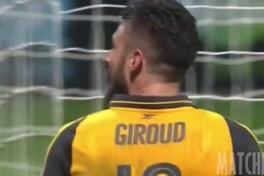 Arsenal vất vả ngược dòng hạ Preston North End