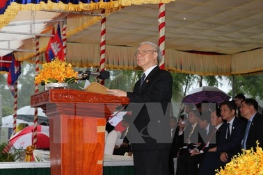 Tổng Bí thư dự lễ khánh thành Đài Hữu nghị Việt Nam-Campuchia