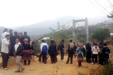 Từ vụ sập cầu tại Lai Châu, liên tưởng về hai vụ việc trong lịch sử