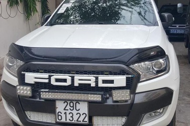 Bắt “ông trùm” vận chuyển ma túy, thu giữ súng và nhiều tỷ đồng