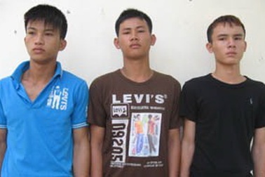 Thiếu tiền tiêu xài, nhóm trộm 9X trộm cáp viễn thông