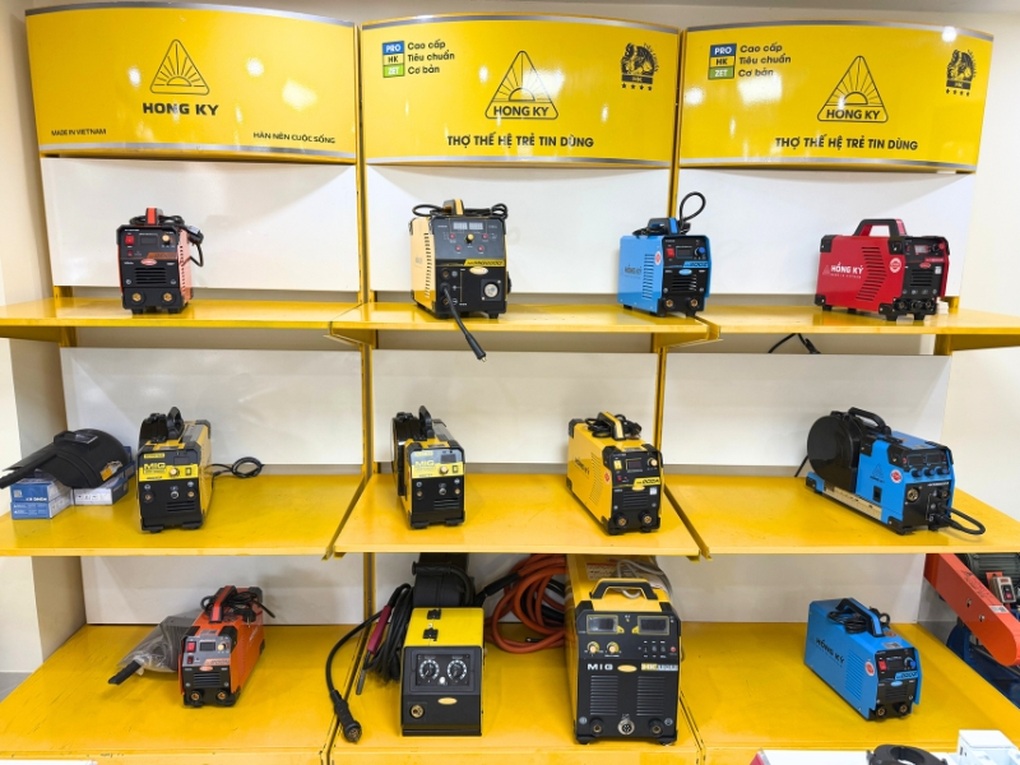 Hồng Ký: 40 năm xây dựng thương hiệu máy hàn dành cho người Việt - 1 Hồng Ký: 40 năm xây dựng thương hiệu máy hàn dành cho người Việt - 1