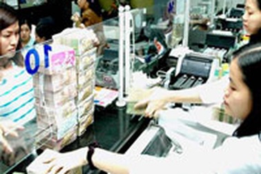 Người dân, ngân hàng chờ... tiền mới