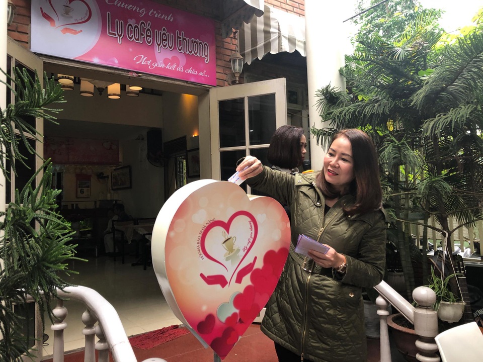 Những người làm báo giúp đỡ cậu bé 8 tuổi tính mạng đang nguy kịch - 4 Những người làm báo giúp đỡ cậu bé 8 tuổi tính mạng đang nguy kịch - 4