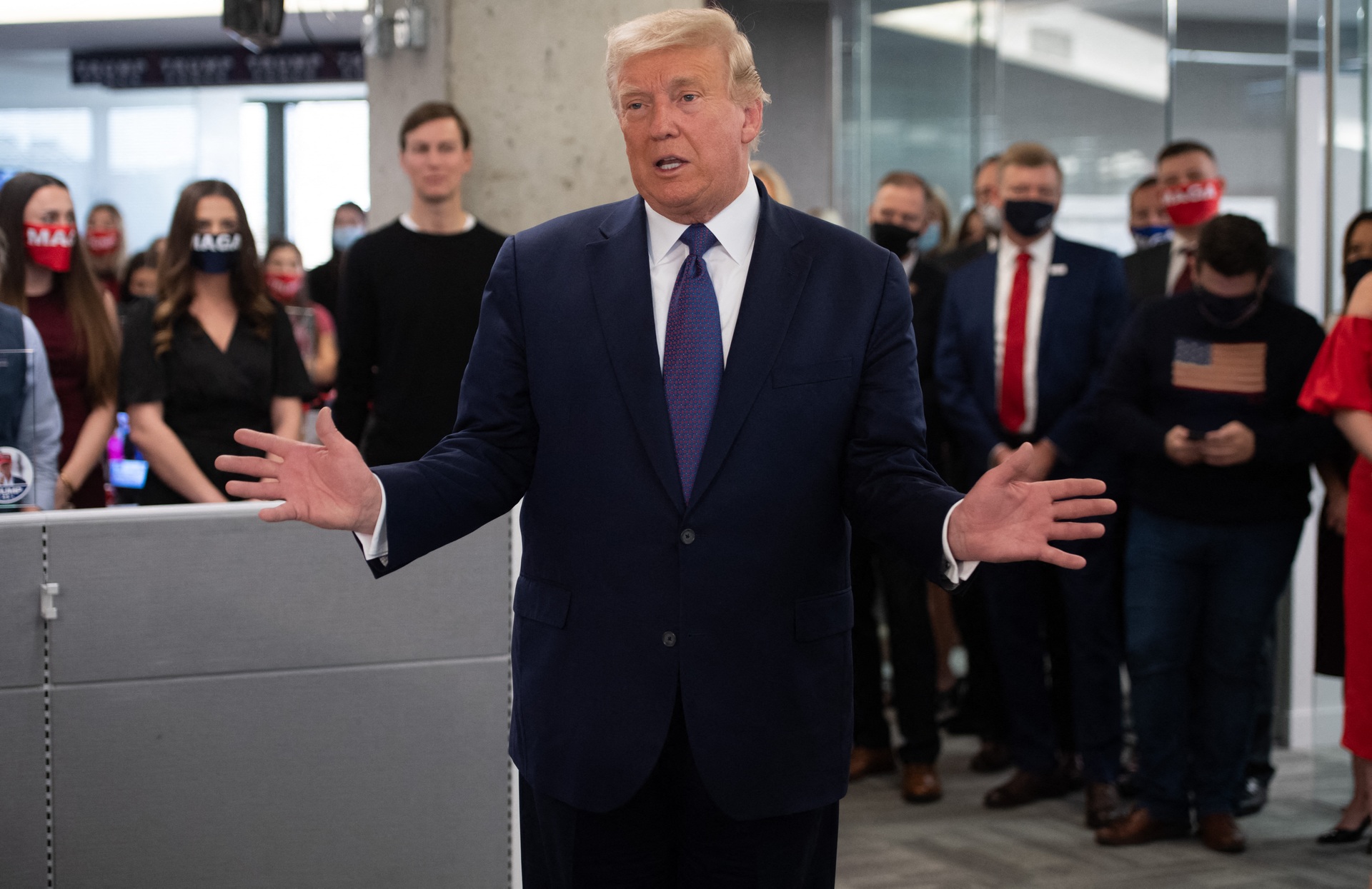 Ông Trump sẽ trở lại Nhà Trắng sau chiến thắng lịch sử - 4 Ông Trump sẽ trở lại Nhà Trắng sau chiến thắng lịch sử - 4