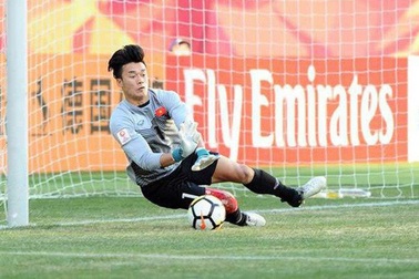 Thủ môn Bùi Tiến Dũng được “báo giá” quảng cáo hàng tỷ đồng