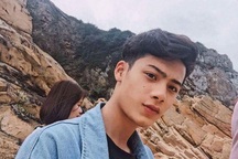 Hot boy 10X có "bụng 6 múi" được cộng đồng mạng rần rần tìm kiếm