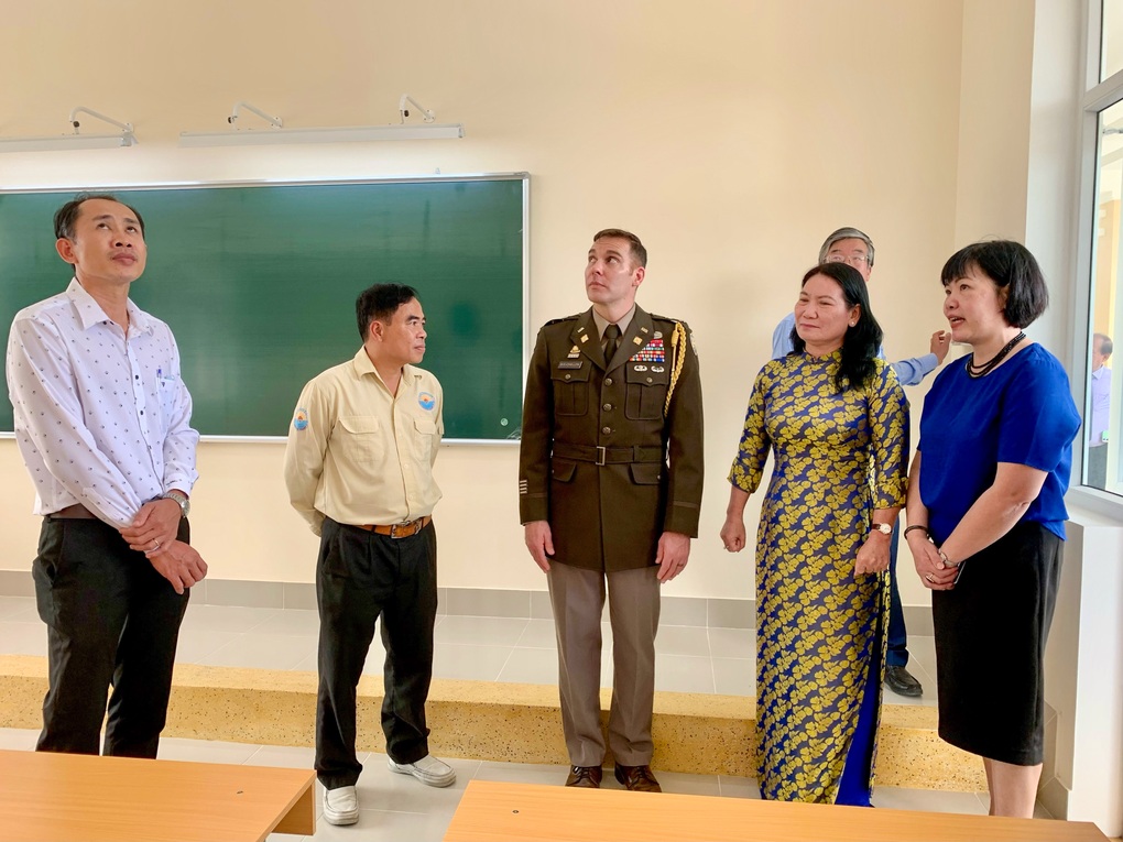 Mỹ xây tặng trường học cho tỉnh Bến Tre - 3 Mỹ xây tặng trường học cho tỉnh Bến Tre - 3