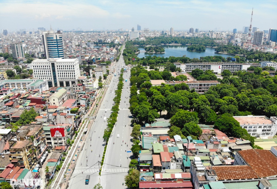 Đoạn đường dài 1km “cõng” đến 7 trường đại học, cao đẳng ở Hà Nội - 9 Đoạn đường dài 1km “cõng” đến 7 trường đại học, cao đẳng ở Hà Nội - 9