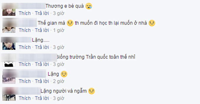 Trong sân trường là học trò áo trắng tung tăng, ngoài cổng trường là một khoảng lặng - Ảnh 3. Trong sân trường là học trò áo trắng tung tăng, ngoài cổng trường là một khoảng lặng - Ảnh 3.