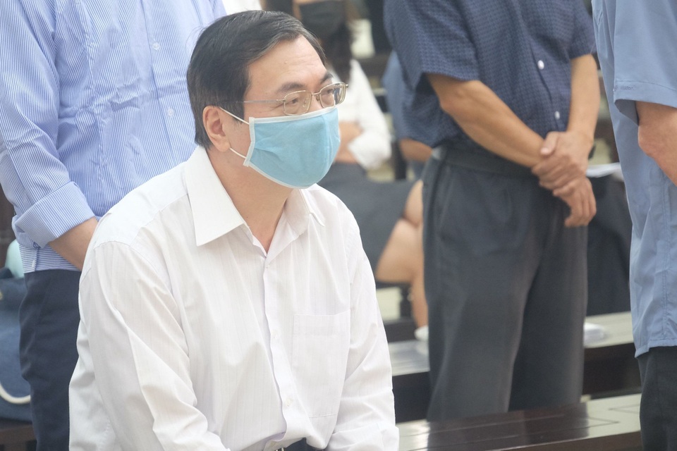Nguyên Thứ trưởng Công Thương lại vắng mặt tại phiên xử ông Vũ Huy Hoàng - 1 Nguyên Thứ trưởng Công Thương lại vắng mặt tại phiên xử ông Vũ Huy Hoàng - 1