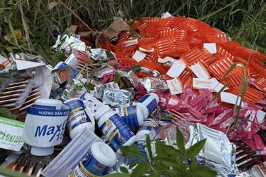 Vị giám đốc đứng sau vụ đổ hàng nghìn thực phẩm chức năng ở TPHCM