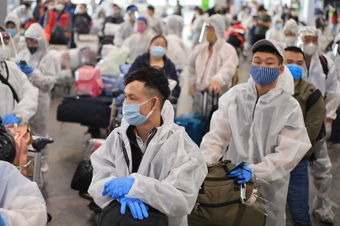 Người lao động phải về nước trước thời hạn được hỗ trợ tới 30 triệu đồng - 1 Người lao động phải về nước trước thời hạn được hỗ trợ tới 30 triệu đồng - 1