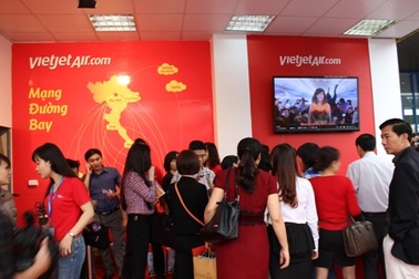 Hàng không giảm 70 - 90% giá vé kêu gọi người dân đi du lịch