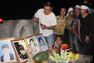 5 học sinh cùng chết đuối khi đi chăn trâu