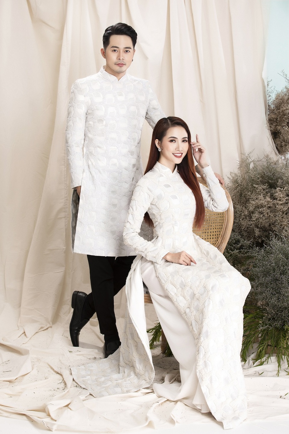 Hoa hậu Phan Thị Mơ: “Bạn trai không ghen khi tôi chụp ảnh với mẫu nam - 2 Hoa hậu Phan Thị Mơ: “Bạn trai không ghen khi tôi chụp ảnh với mẫu nam - 2