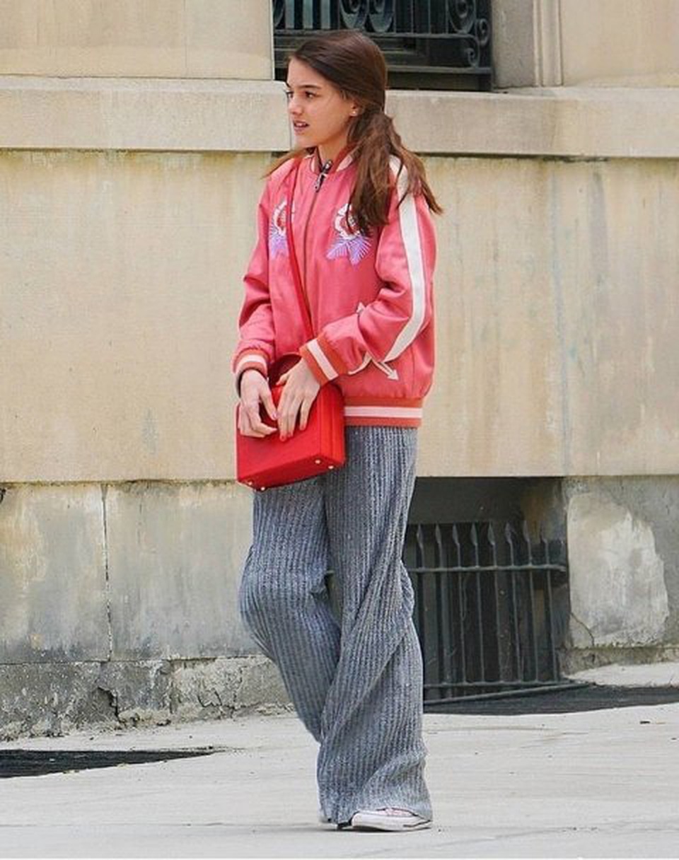 Cuộc sống hiện tại của Suri Cruise - con gái ruột duy nhất của Tom Cruise - 18 Cuộc sống hiện tại của Suri Cruise - con gái ruột duy nhất của Tom Cruise - 18