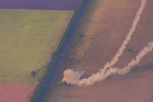 Tên lửa mang đạn chùm Nga phá hủy tổ hợp Patriot của Ukraine đang khai hỏa