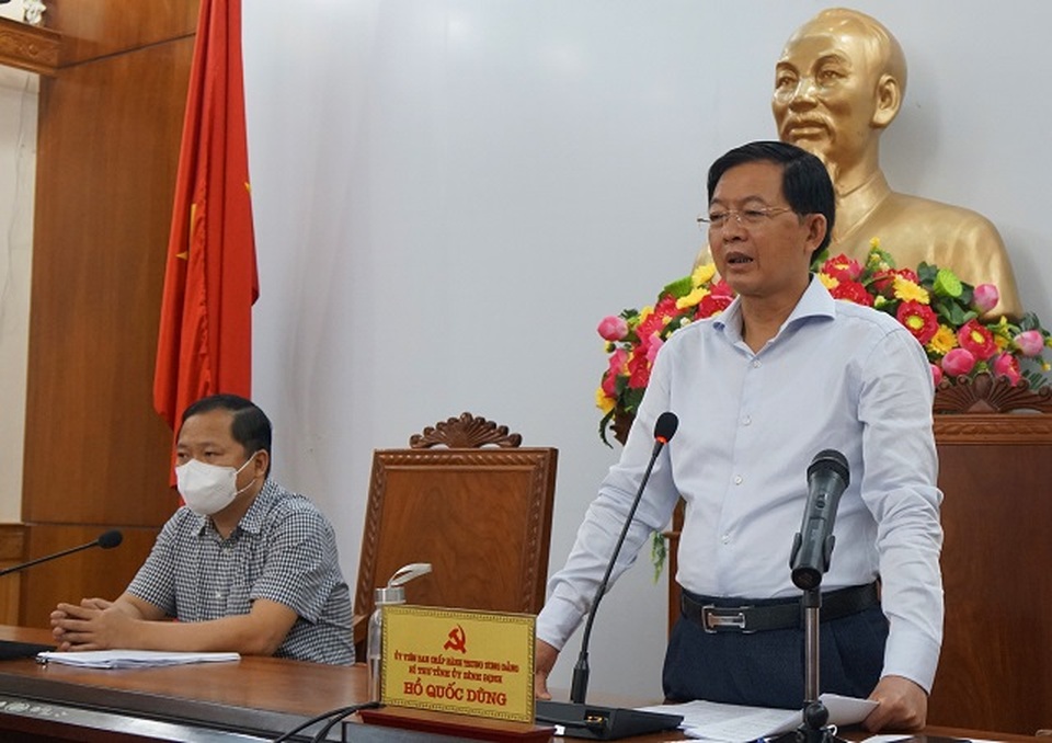 Khởi tố người đứng đầu cơ quan, doanh nghiệp nếu để lây lan dịch Covid-19 - 1 Khởi tố người đứng đầu cơ quan, doanh nghiệp nếu để lây lan dịch Covid-19 - 1